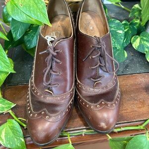 Born Oxford brown leather heels vintage style